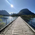 Πανσιόν Utsikten Eggen Åndalsnes