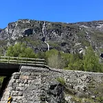Utsikten Eggen * 욘달스네스