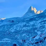 Πανσιόν Utsikten Eggen Åndalsnes