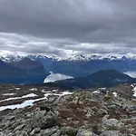 Utsikten Eggen ゲストハウス Åndalsnes