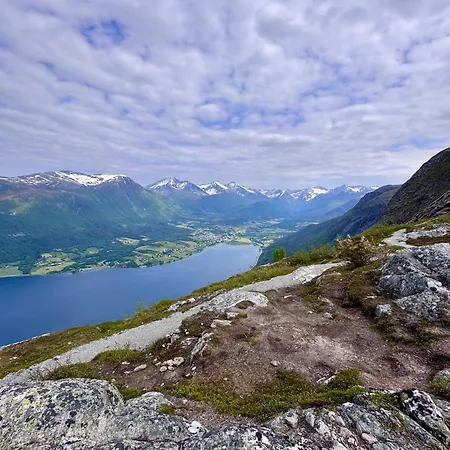 Gasthuis Utsikten Eggen *