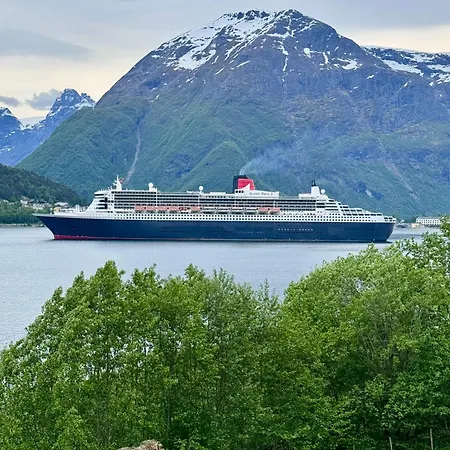Utsikten Eggen Pensionat *