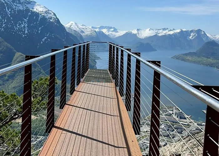 Utsikten Eggen * Åndalsnes