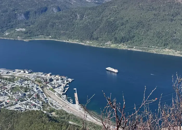 Utsikten Eggen Pensionat Åndalsnes