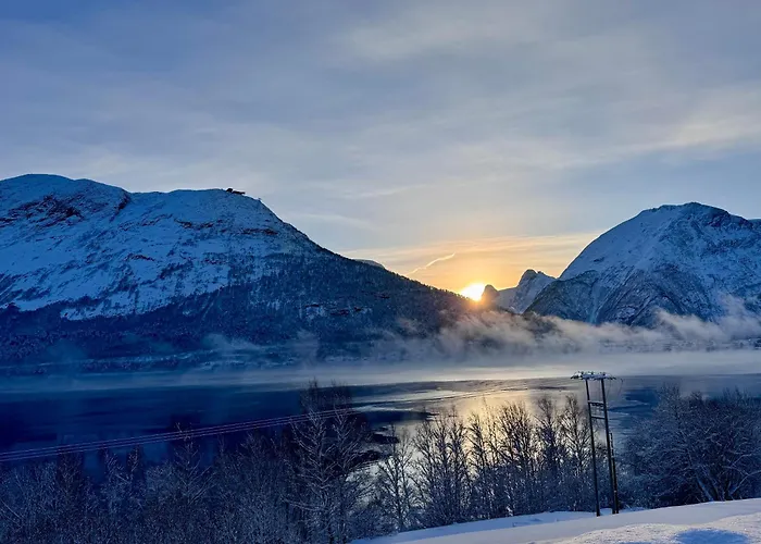 Pensionat Utsikten Eggen Åndalsnes